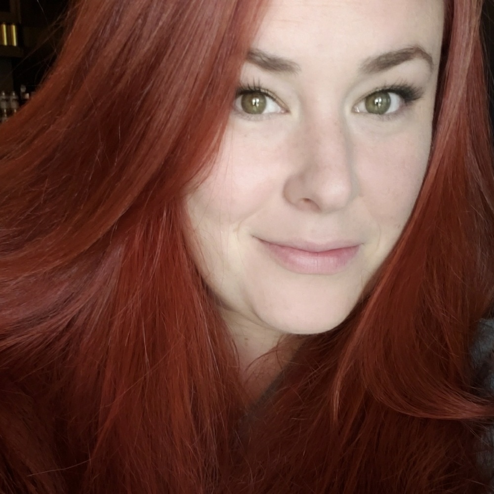 Meet your Posher, Cait